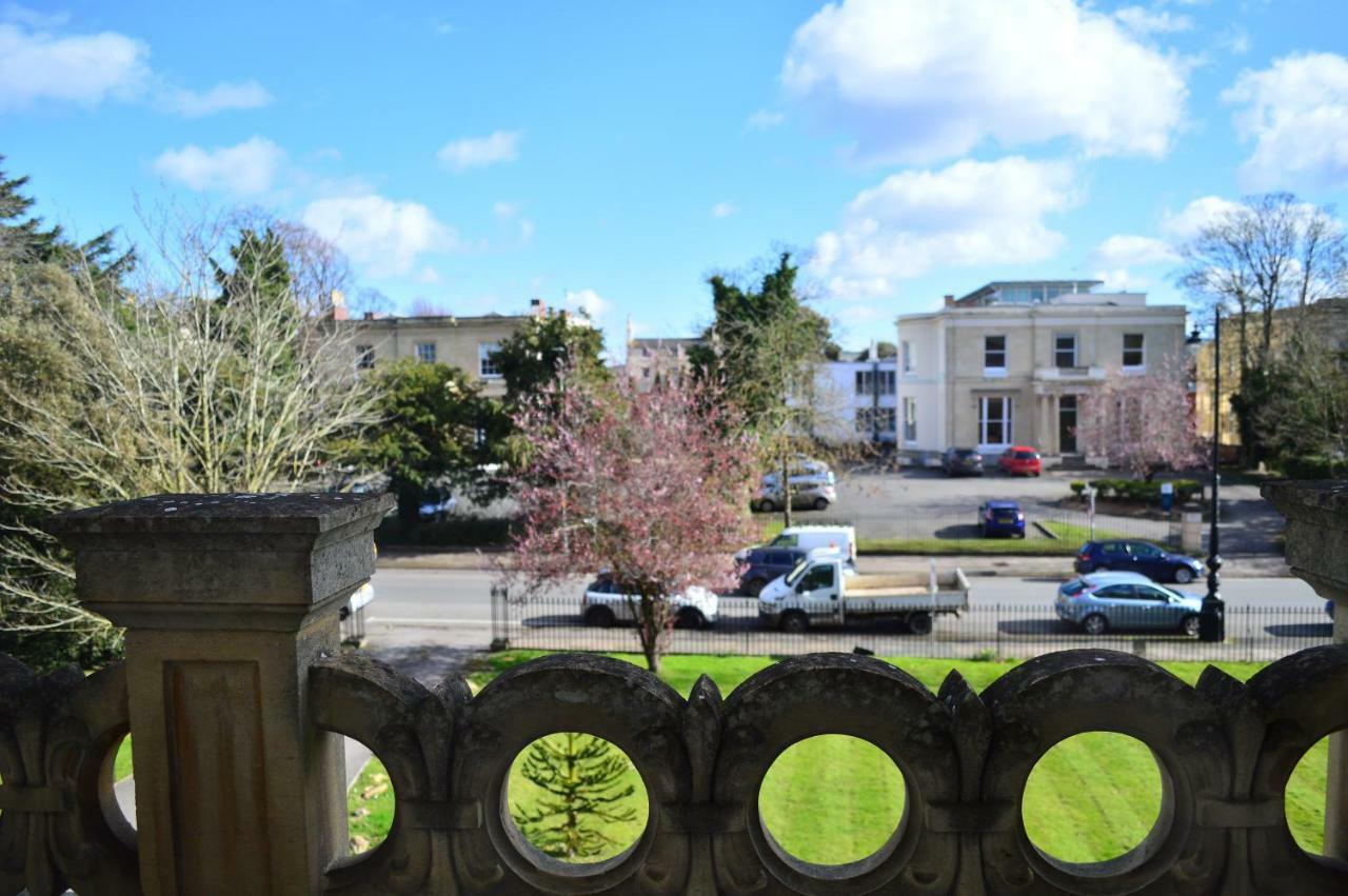 Flat 3, 6 Lypiatt Terrace Cheltenham Gloucestershire Gl50 2Sx Exterior photo